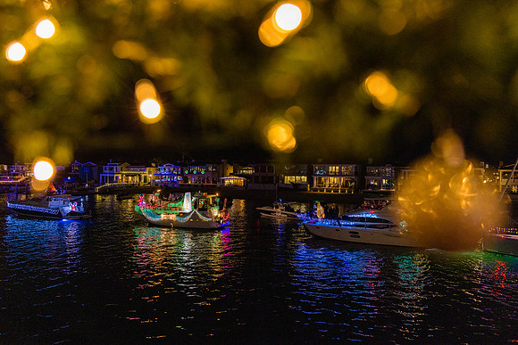 Holiday Lights Parade Newport Beach -59