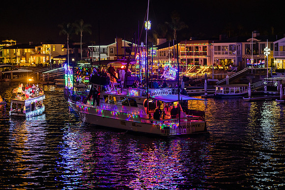 Holiday Lights Parade Newport Beach -63