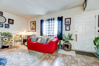 1343 W 96th St-008