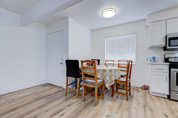 1720 Cerritos Ave-032