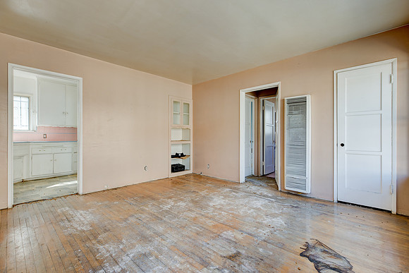 7835 S Normandie Ave-001