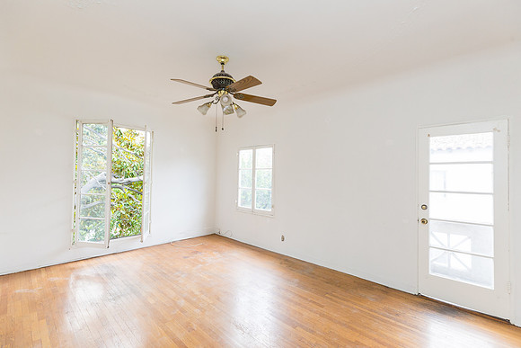 1043 S Orange Grove - Real Estate Photographer LA-42