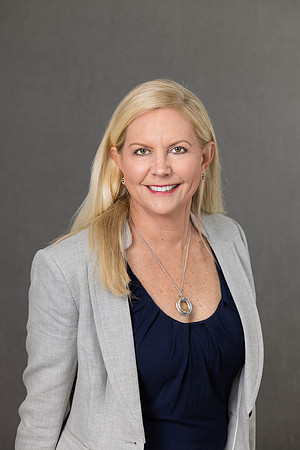 Executive Headshot Photographer Long Beach-002