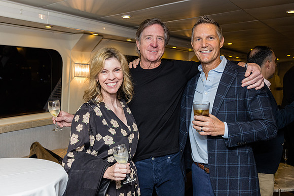 Icon Yacht City Cruises By Hornblower Newport Beach-071
