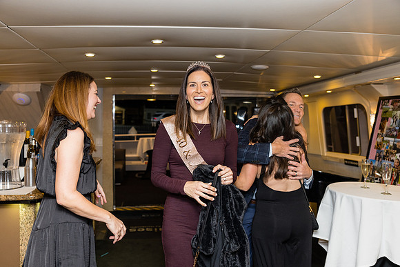 Icon Yacht City Cruises By Hornblower Newport Beach-049