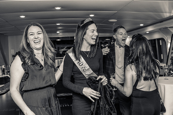 Icon Yacht City Cruises By Hornblower Newport Beach-048