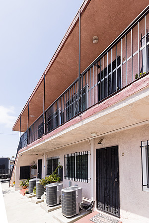 Exterior 1343 W 96th St-007