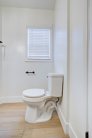 1000 Ximeno Ave Interior - David England Photography-035