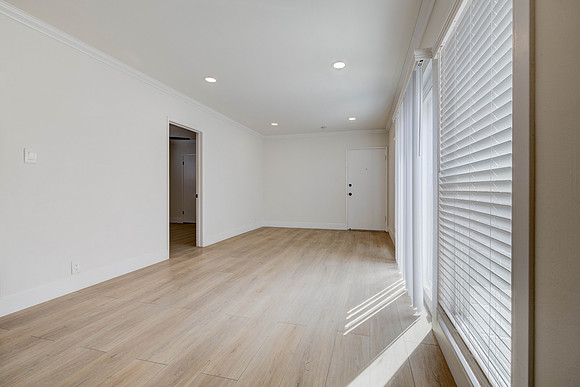 1000 Ximeno Ave Interior - David England Photography-007