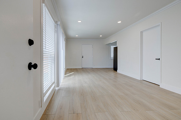 1000 Ximeno Ave Interior - David England Photography-001