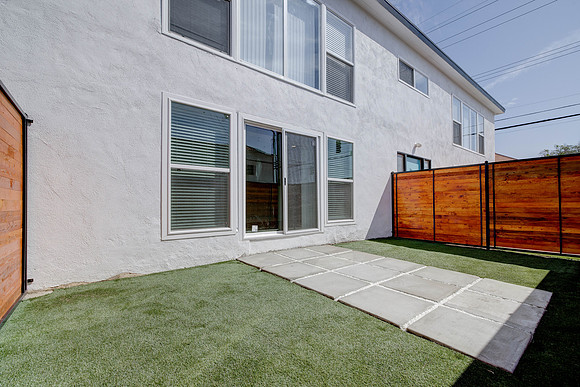 1000 Ximeno Ave - David England Photography-001