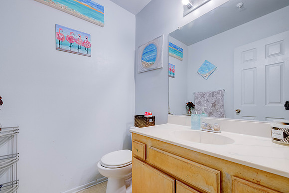 3702  W 126th St-042