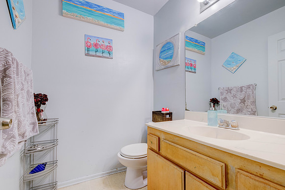 3702  W 126th St-041
