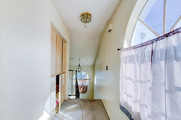 3702  W 126th St-013