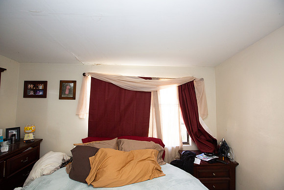 532 S Flower St-28