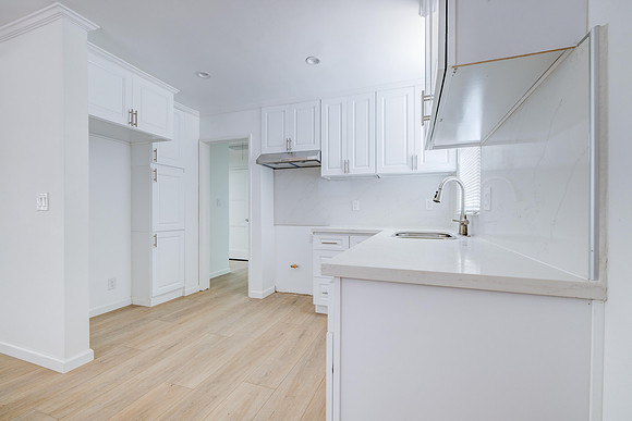8330 KittyHawk Exterior-041