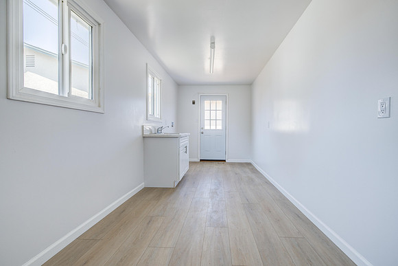 8330 KittyHawk Exterior-068