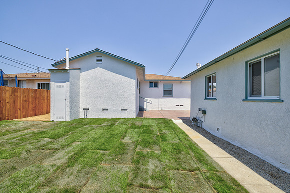 8330 KittyHawk Exterior-080