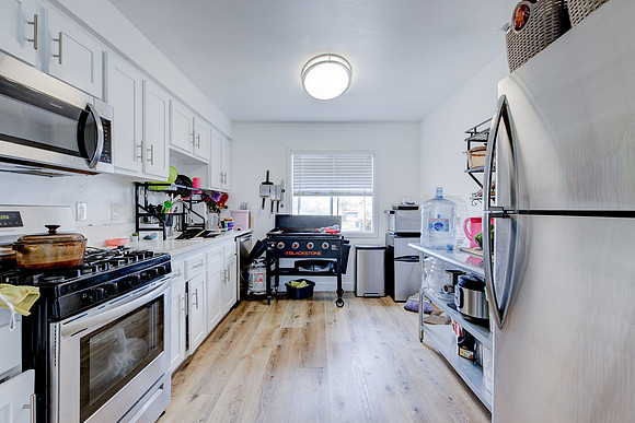 1720 Cerritos Ave-033
