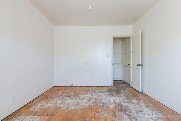 7835 S Normandie Ave-055