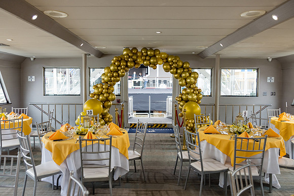 Endless Dreams Yacht - City Experiences By Hornblower-005