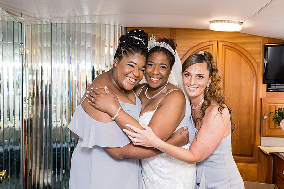 Sunset Wedding Icon Yacht - City Experiences By Hornblower-126