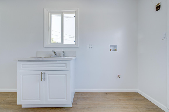 8330 KittyHawk Exterior-067