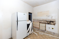 1444 W 22nd St-012