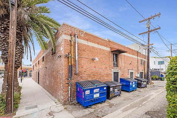 Exterior 1340 Abbot Kinney Blvd-004