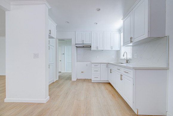 8330 KittyHawk Exterior-040