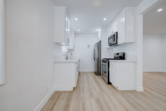 2908 W 141st Pl - Real Estate Photographer Gardena-002
