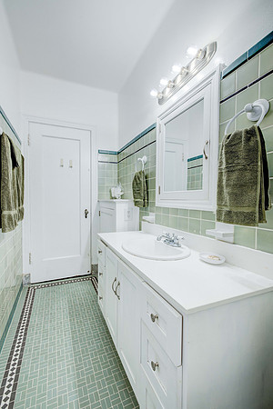 140 Linden Ave  -029