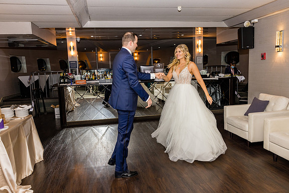 Wedding Photos Endless Dreams - City Experiences By Hornblower-746