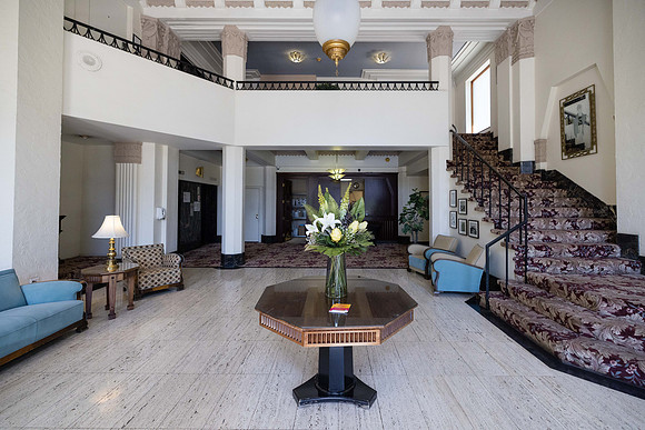 140 Linden Ave  -005