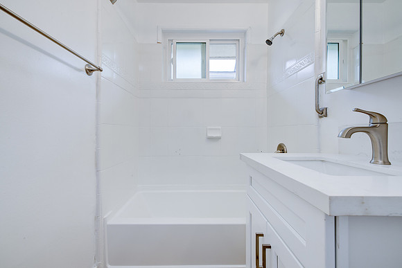 2908 W 141st Pl - Real Estate Photographer Gardena-030