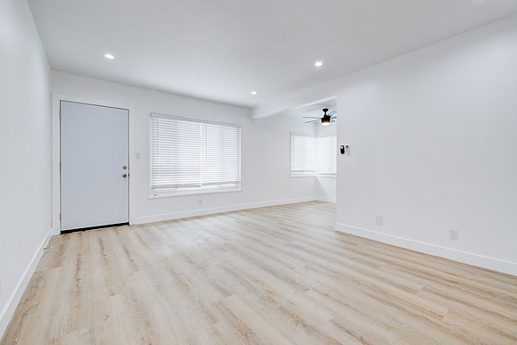 2908 W 141st Pl - Real Estate Photographer Gardena-016