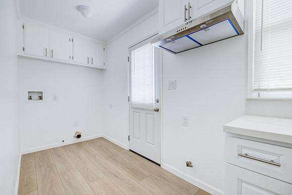 8330 KittyHawk Exterior-022