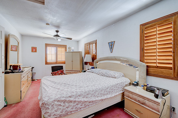 535 W Olive St Inglewood-006
