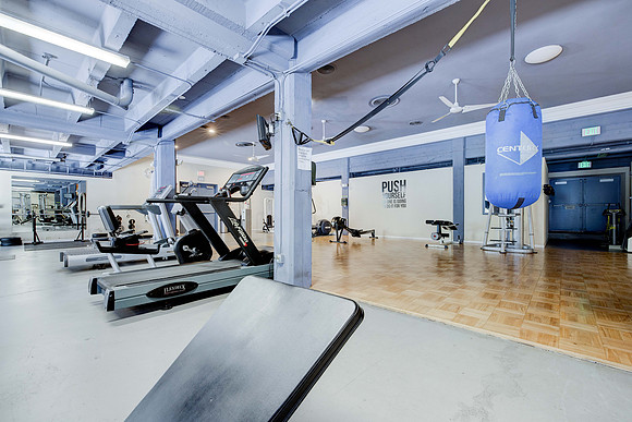 140 Linden Ave  -038