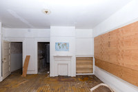 1444 W 22nd St-009