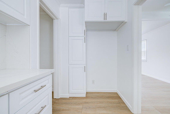 8330 KittyHawk Exterior-023