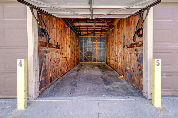 2011 Cedar Ave Long Beach Interior-037