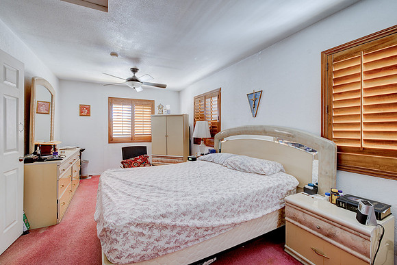 535 W Olive St Inglewood-005