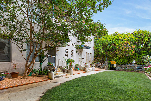 1043 S Orange Grove Ave - Los Angeles Real Estate Photographer1