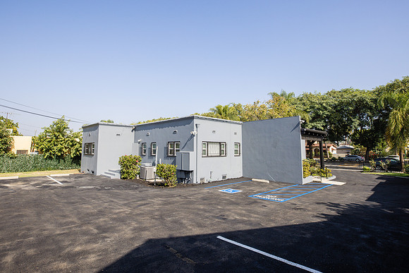 Commercial Real Esate Photographers Long Beach Exterior-2081