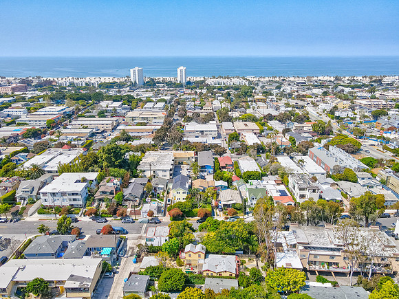 2639 Highland Ave Santa Monica Drone-008