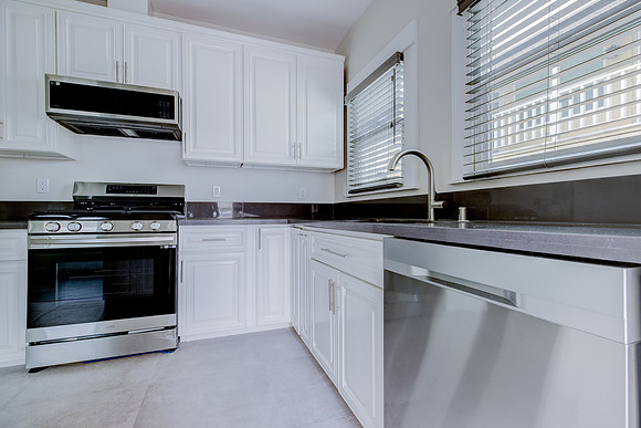 1503 3rd Ave-042