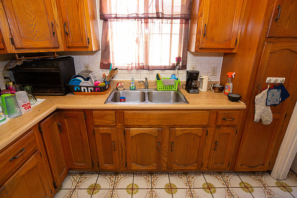 532 S Flower St-103
