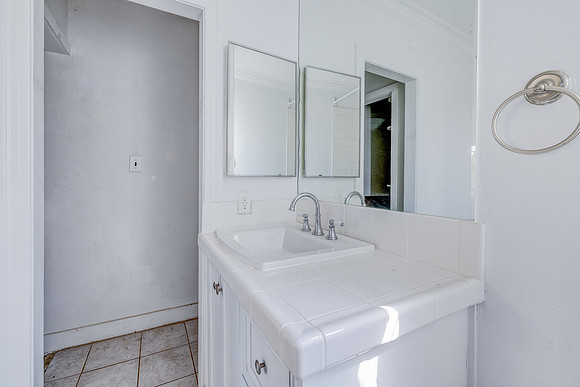 2639 Highland Ave Santa Monica Interior-025