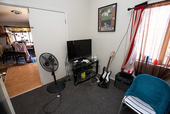 532 S Flower St-3